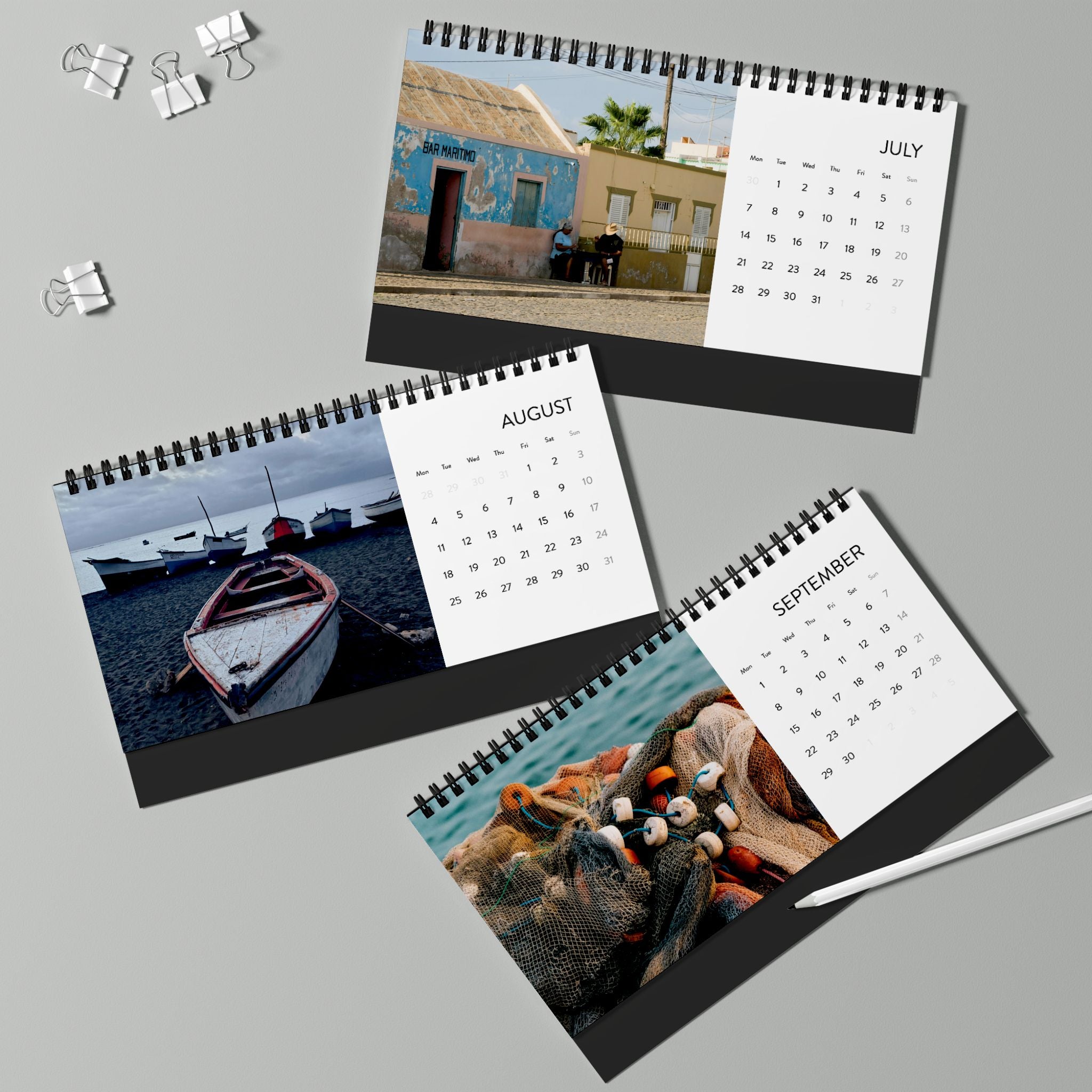 Desk Calendar Cape Verde 2025 Grid